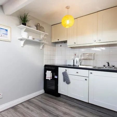 Warm Cosy Mansard In Vibrant District Dublin